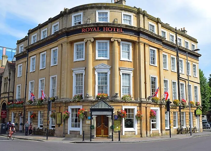 Top Hotels near Great Pulteney Street Bath