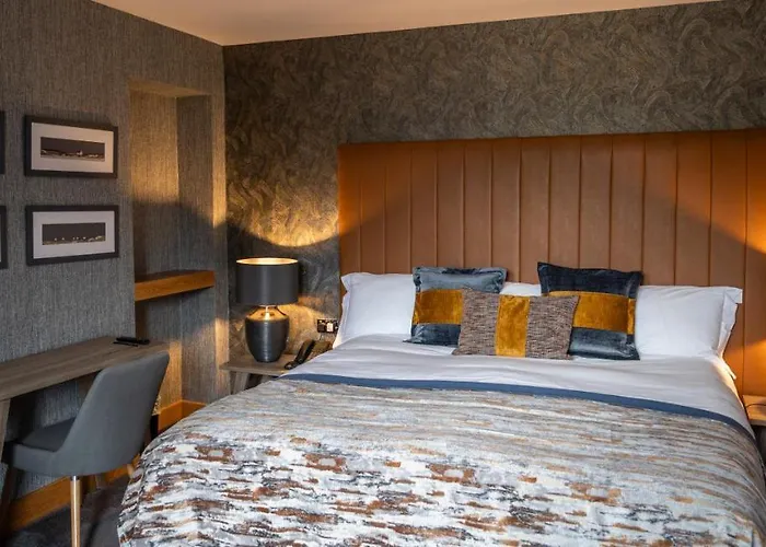 Top Inverness Hotels for Unforgettable Hogmanay