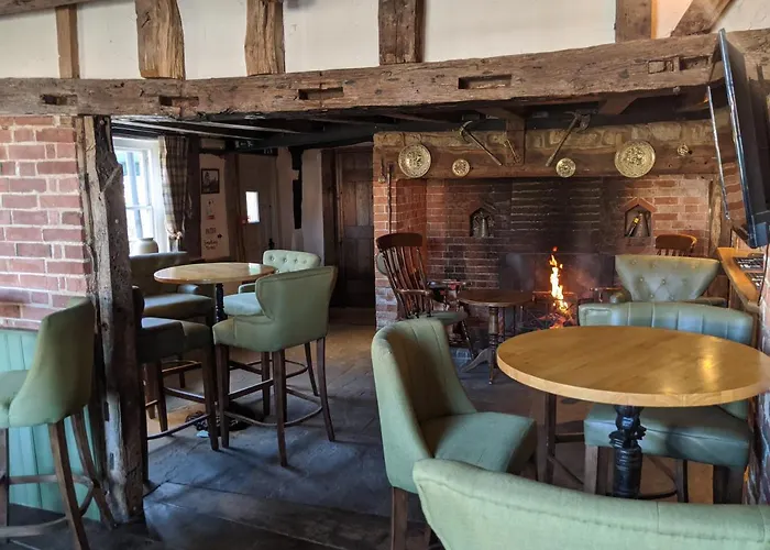 Top Hotels in the Charming Lewes Area