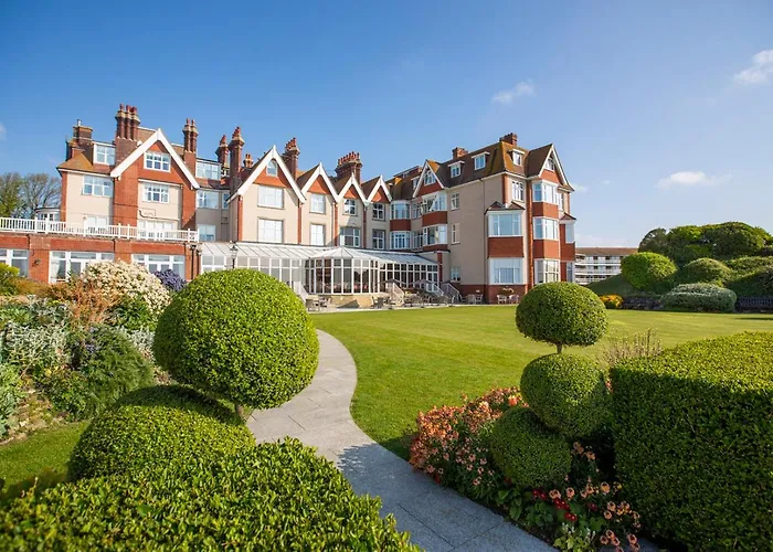 Eastbourne Hotels Cavendish: Your Perfect Accommodation Option in Eastbourne