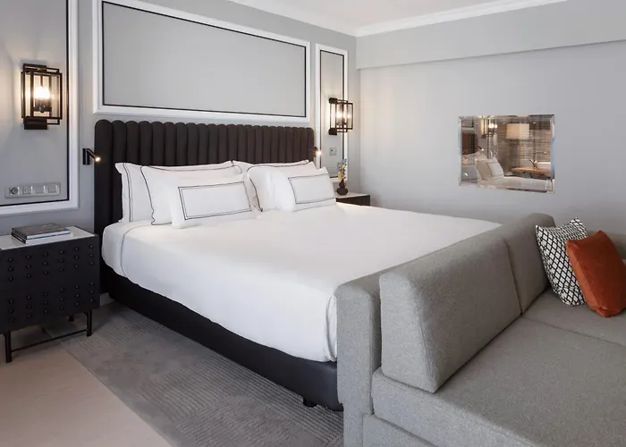 Mejores Hoteles cerca del Palacio de Congresos Sevilla