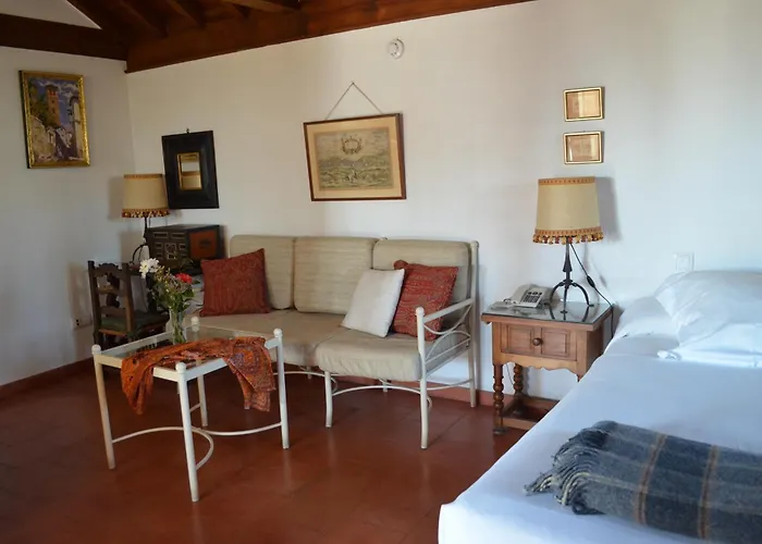 Top hoteles económicos en Granada última hora