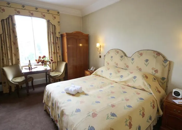 Top Hotels in Reading, Berkshire