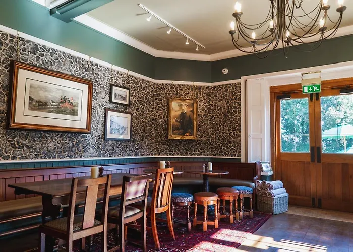 Top Hotels in Worthing, West Sussex