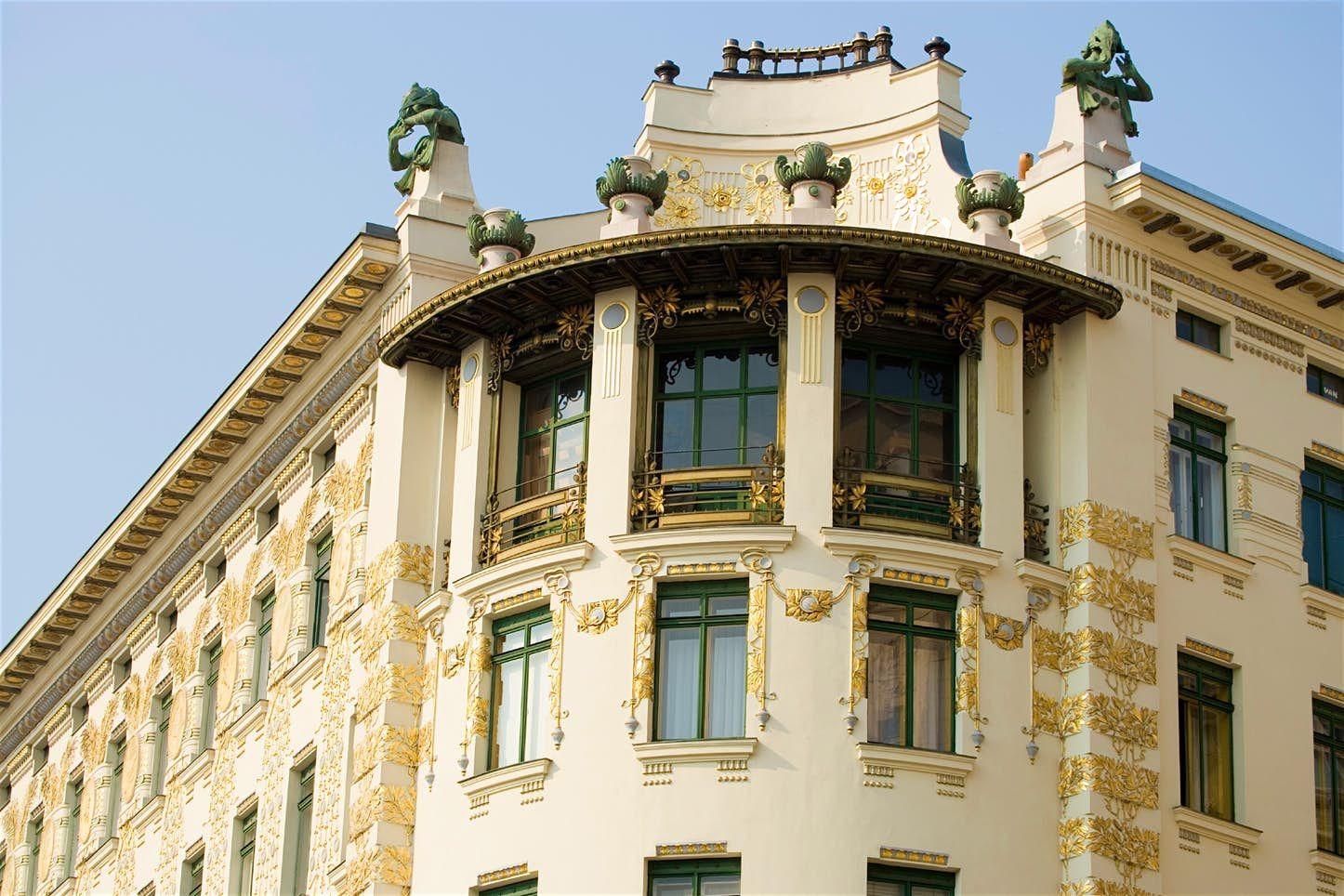 Non dimenticatevi di alzare lo sguardo © Greg Elms / Lonely Planet